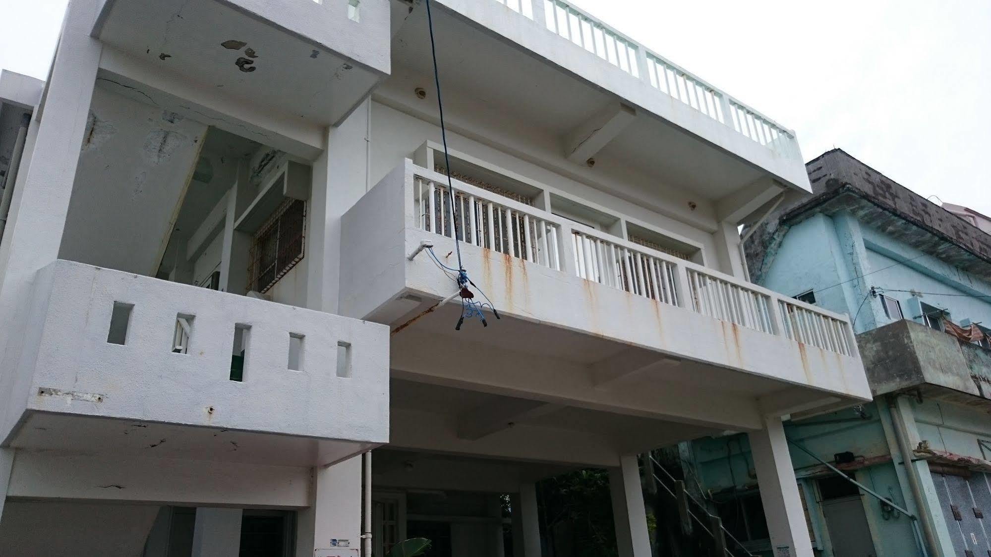 Koza Share House Hotel Okinawa Buitenkant foto